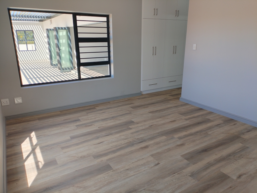 4 Bedroom Property for Sale in Tafelzicht Western Cape